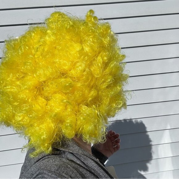 Cesar Masquerade | Bright Yellow Halloween Clown Wig - Picture 7 of 11